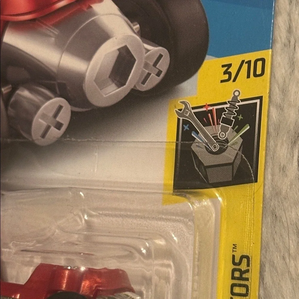 Hot Wheels Speed Driver Red Experimotors 3/10 77/250 New for 2020 Diecast Car